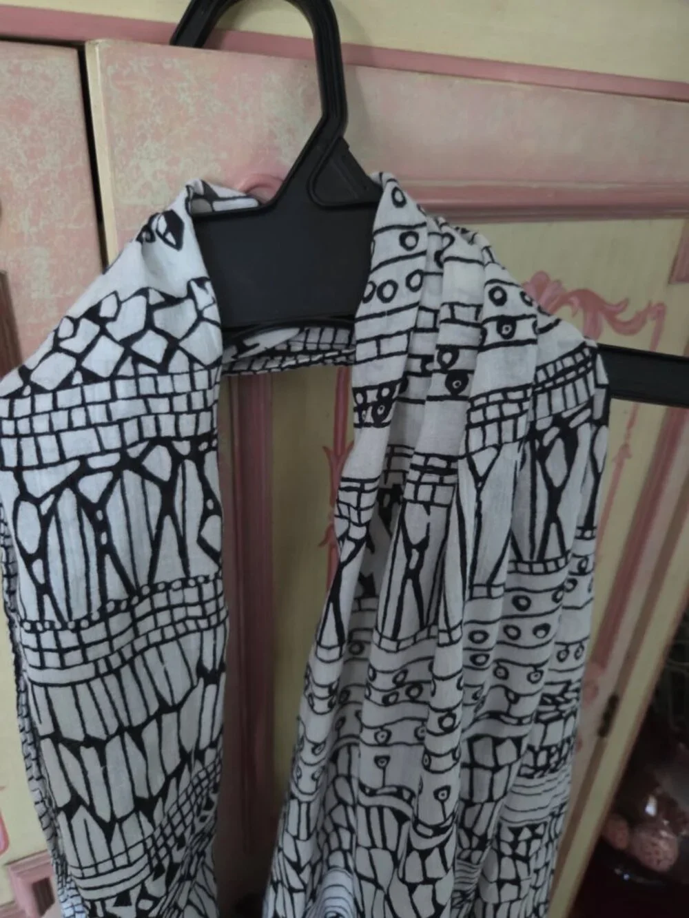 Black and White Geometric pattern scarf